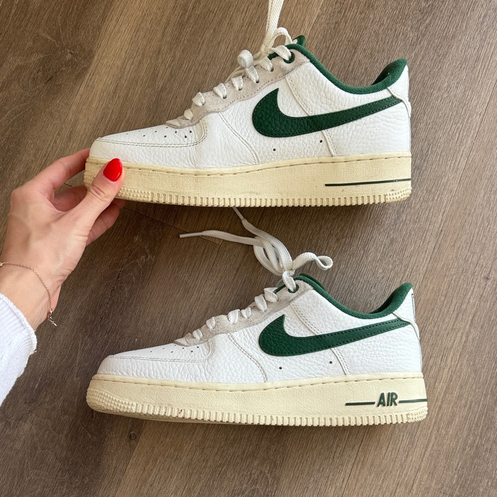 Nike Women's White Leather Low-Top Sneakers with Green Swoosh